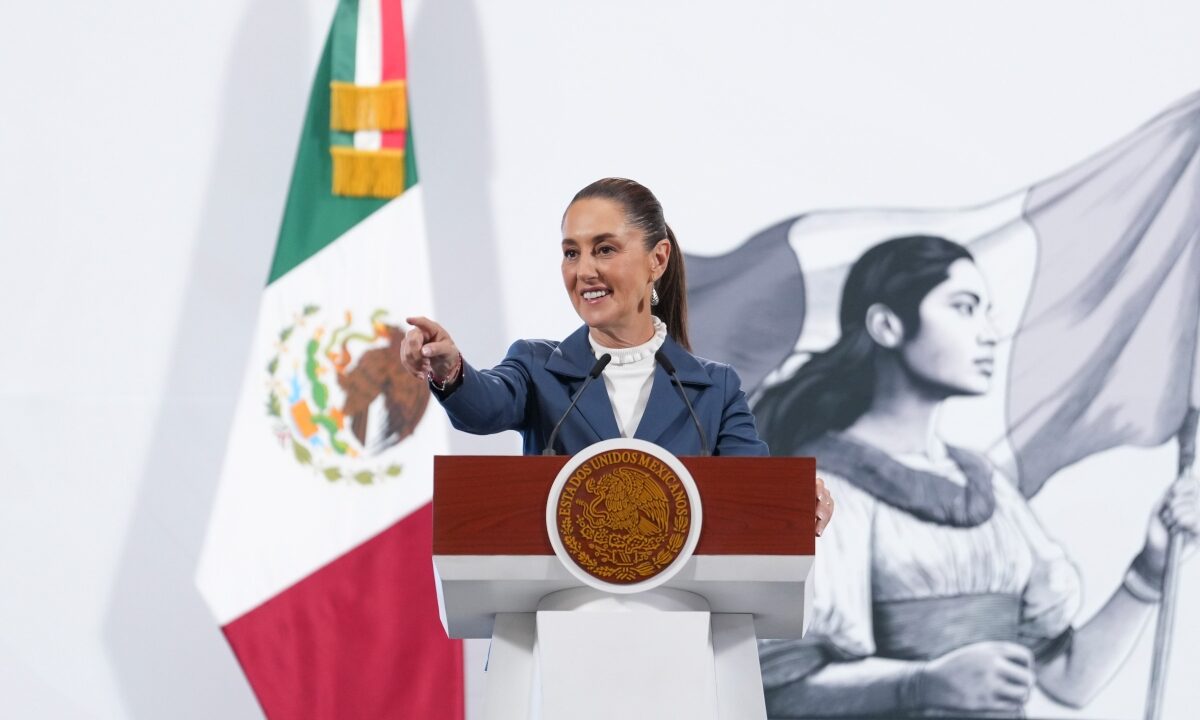 La presidenta de México, Claudia Sheinbaum, durante la Mañanera del Pueblo