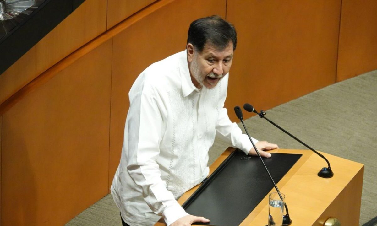 Con el Senado, Noroña logra disculpa de ciudadano al que llamó "bestia"