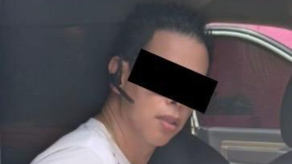 Detienen a Alex Marín por presunta trata de personas y explotación sexual contra menor