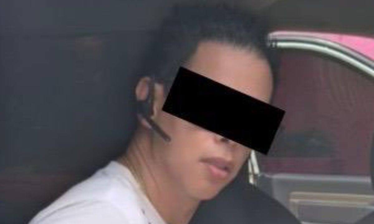 Detienen a Alex Marín por presunta trata de personas y explotación sexual contra menor