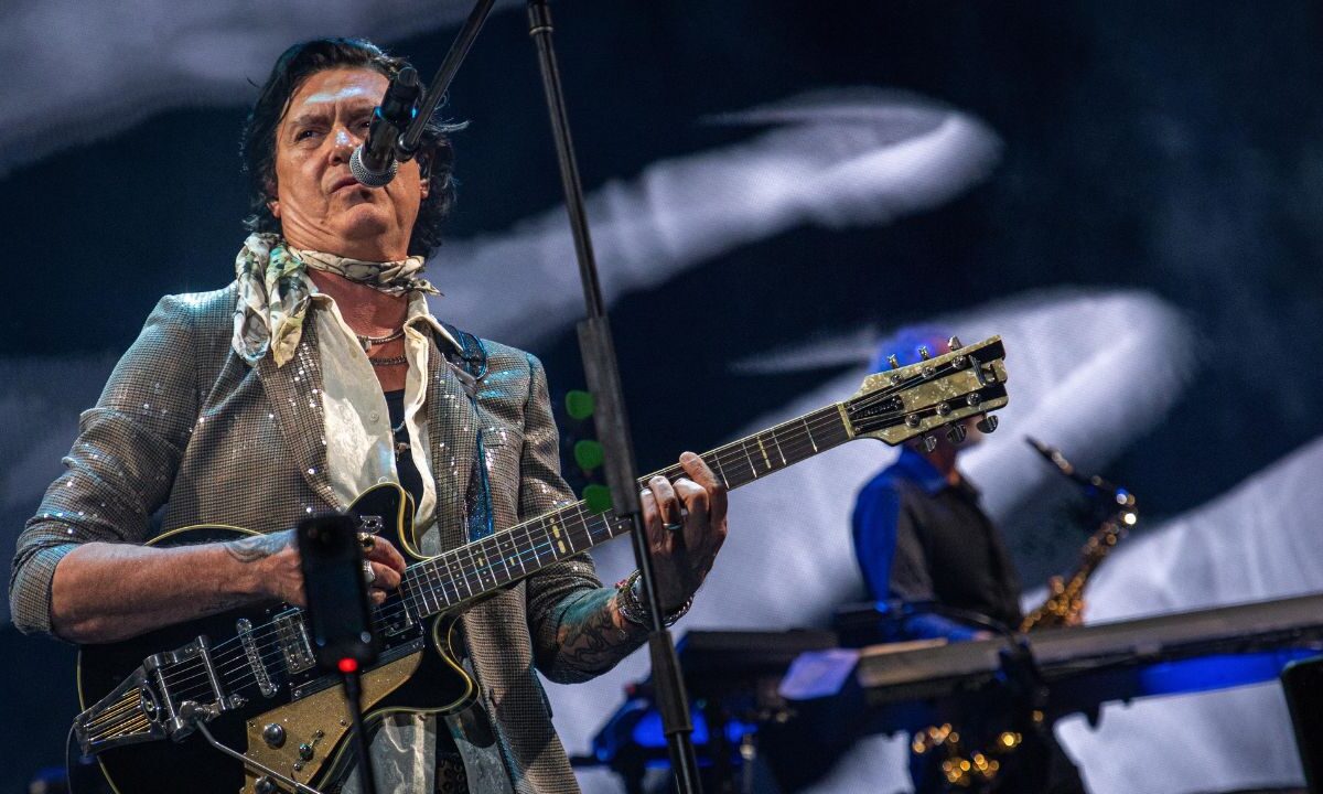 Caifanes hizo vibrar el Auditorio Nacional el cual estuvo abarrotado de fanáticos que disfrutaron de la música de esta mítica banda.