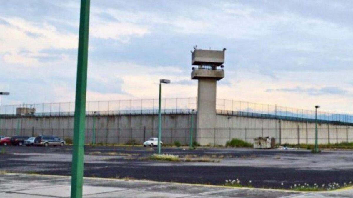 A Yoshigen Martínez, detenido tras la Operación Enjambre, lo encontraron sin vida en el interior de su celda en el reclusorio Neza Bordo