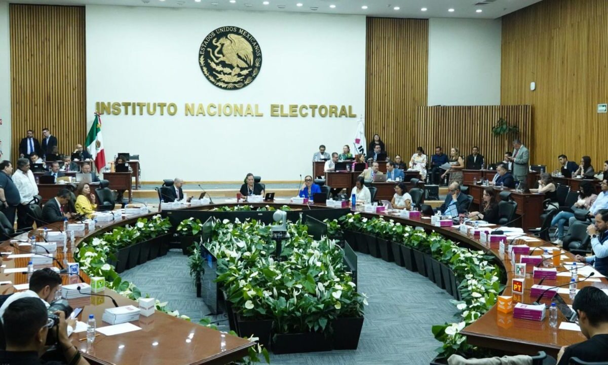 Las consejerías del INE valoraban si, tras las indagatorias, se podrían sumar los gastos en acordeones a las campañas de las candidaturas beneficiadas.