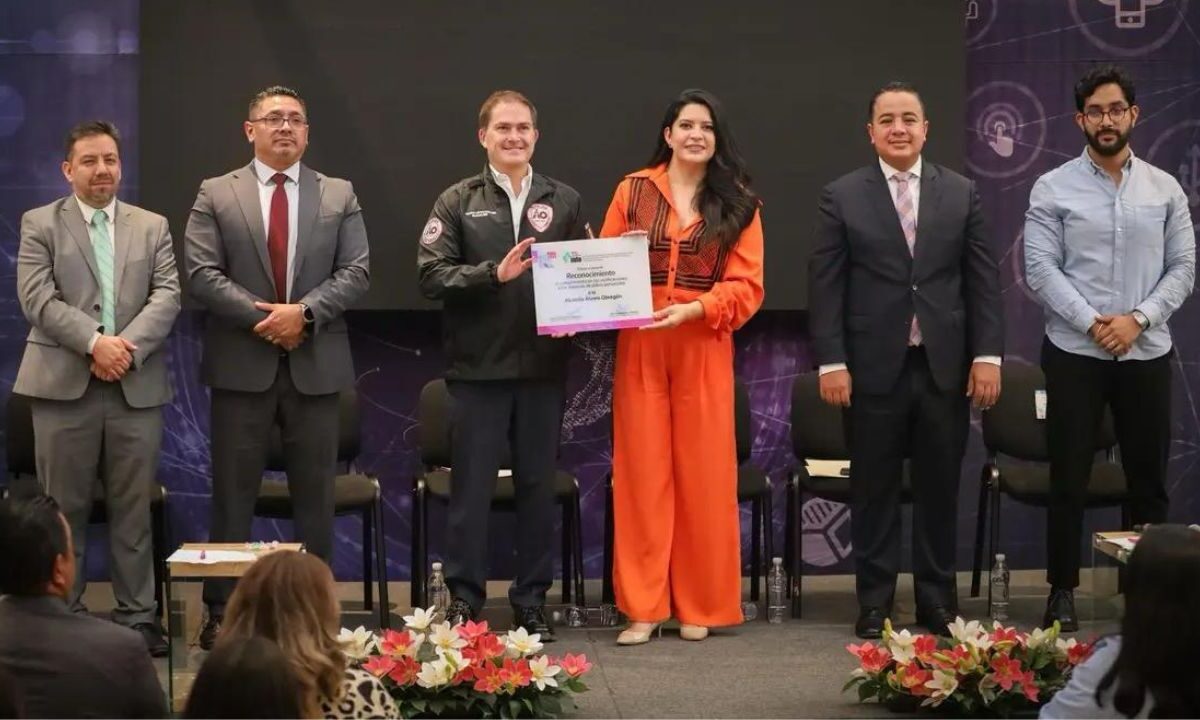 El Premio Anual de Verificaciones 2024: Verificaciones al Sistema de Datos Personales fue entregado a la Alcaldía Álvaro Obregón.