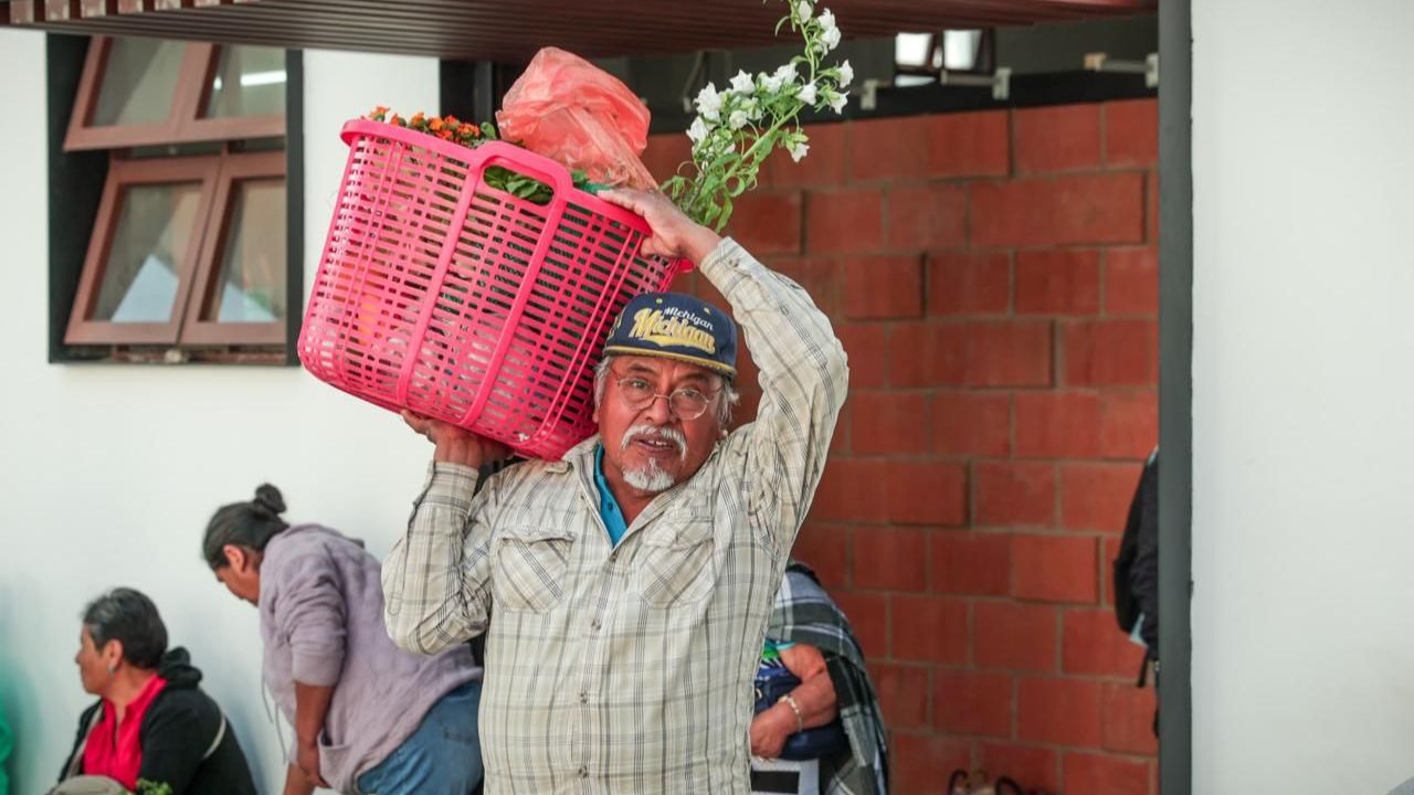 Con el nuevo mercado de Pátzcuaro se fortalece el trueque donde no interviene el dinero