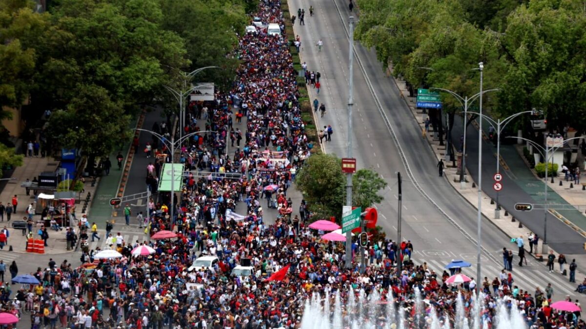 CNTE-Oaxaca acordó levantar el plantón en el Zócalo de la CDMX.