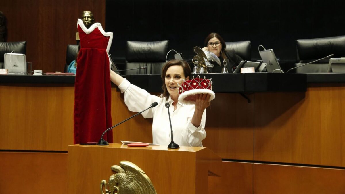 Usted, Noroña, es el reyezuelo de los narcopolíticos: Lilly Téllez en el Senado.