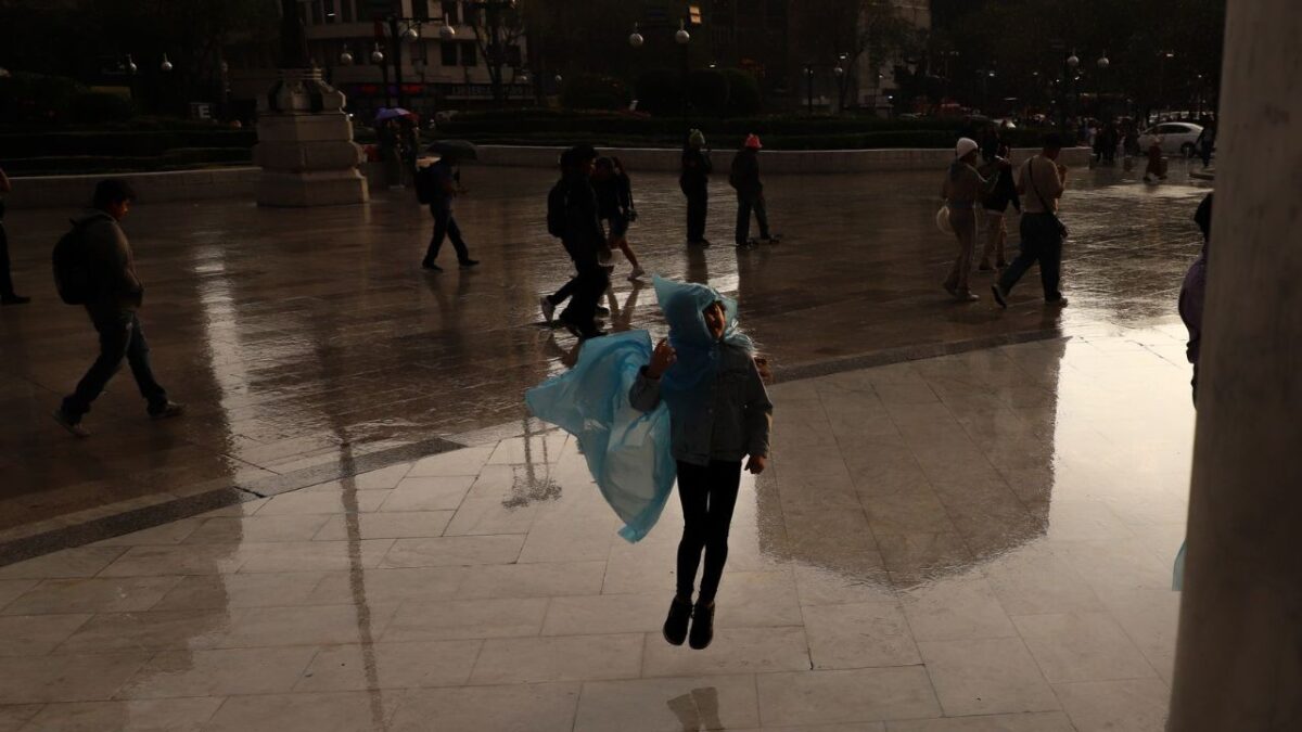 Saca el paraguas, siguen las lluvias para este domingo 25 de mayo