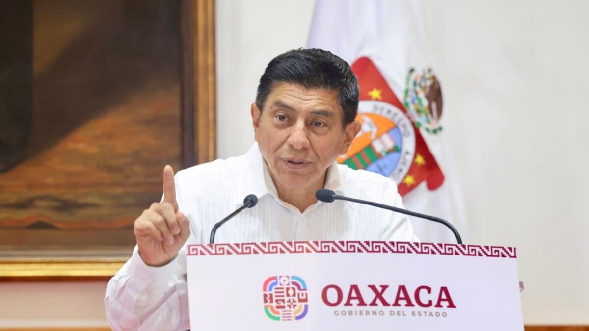 Salomón Jara Cruz, Gobernador de Oaxaca, llamó a alzar la voz en contra del impuesto contra remesas y exhorta a la ciudadanía a seguir sus pasos.