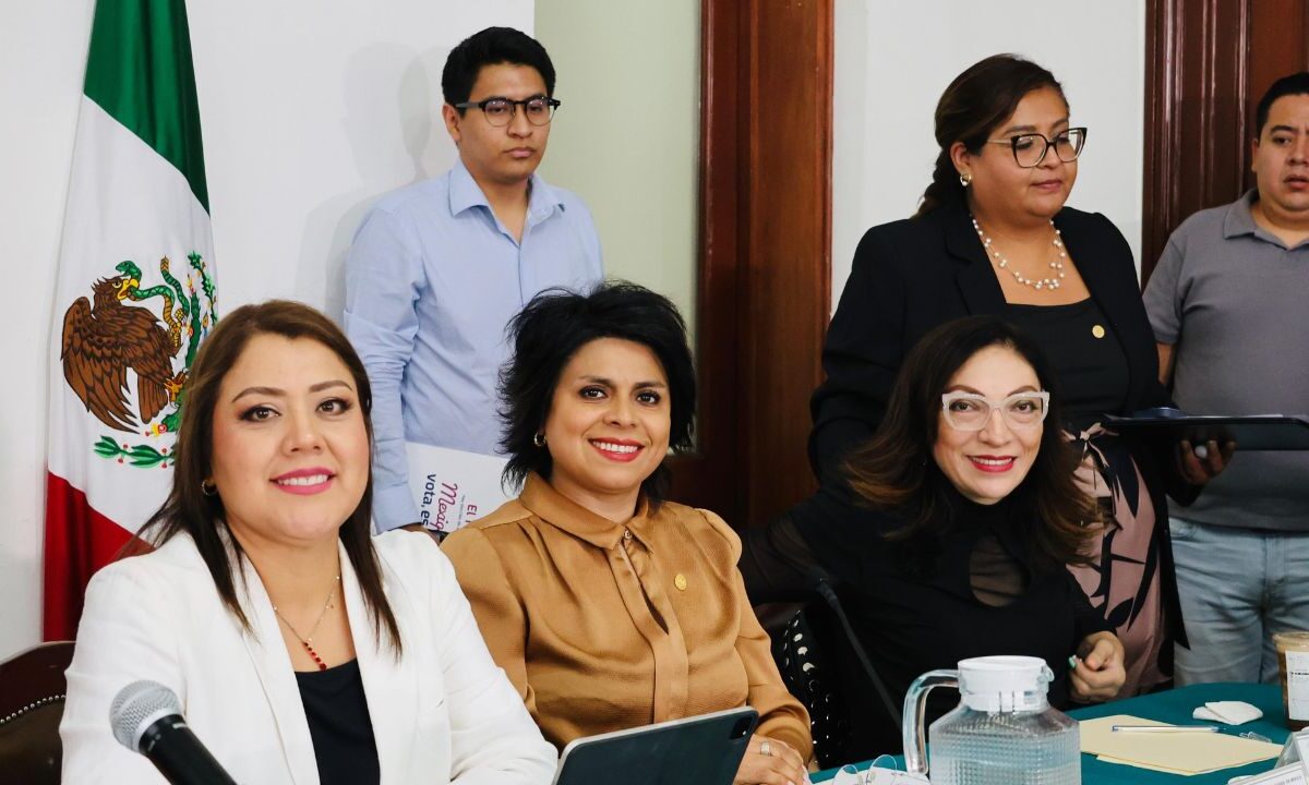 La alcaldesa de Tláhuac comparece ante diputados el Congreso de la Ciudad de México.