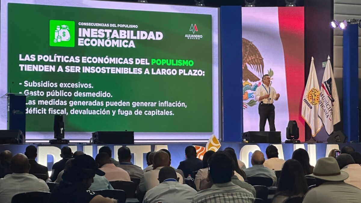 "Alito" Moreno habla sobre los programas sociales que solía defender
