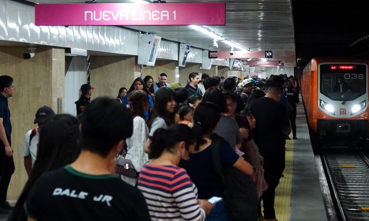 Anuncian cierre de algunas estaciones de las Línea 1 y 5 del Metro de la CDMX para este viernes 23 de mayo.