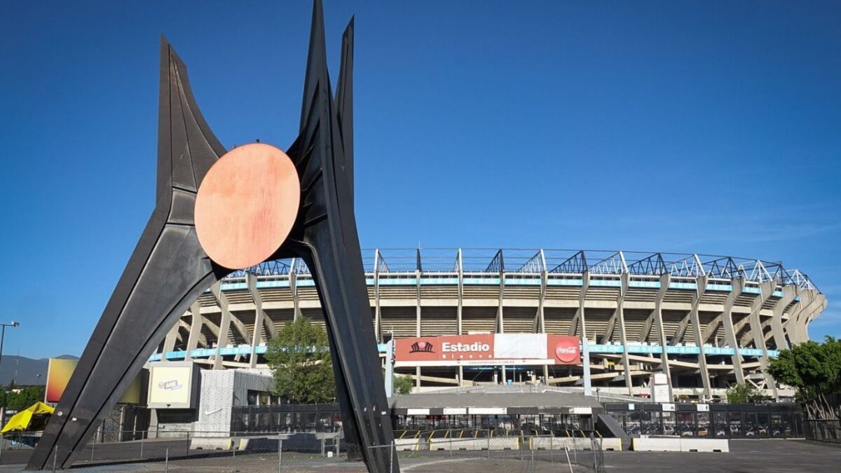 Anuncian fecha para reinauguración del Estadio Azteca