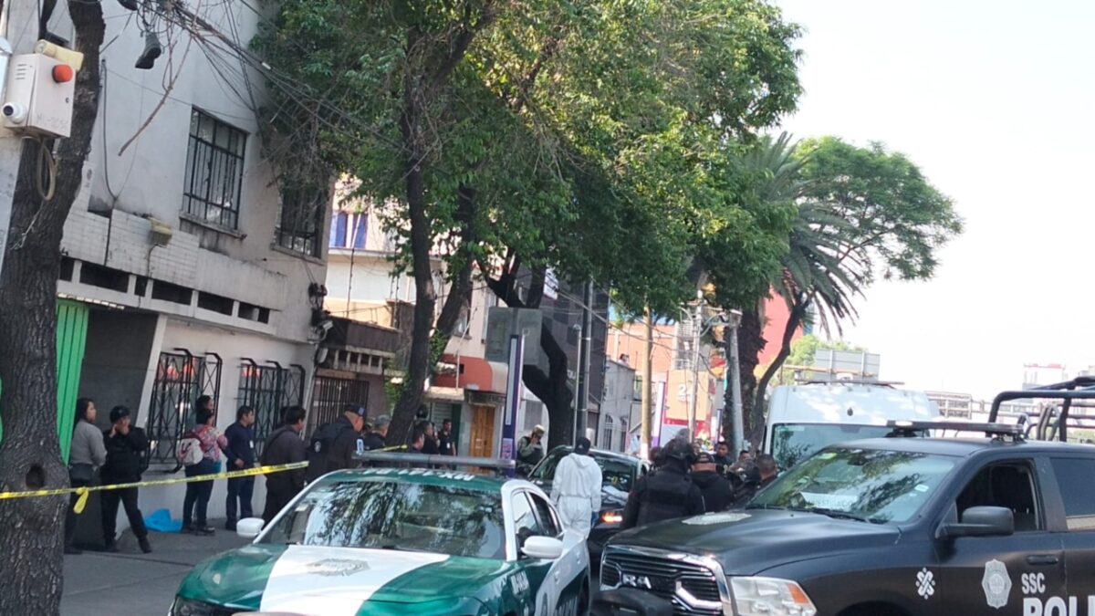 Asesinan a dos colaboradores de Clara Brugada en un ataque en Tlalpan