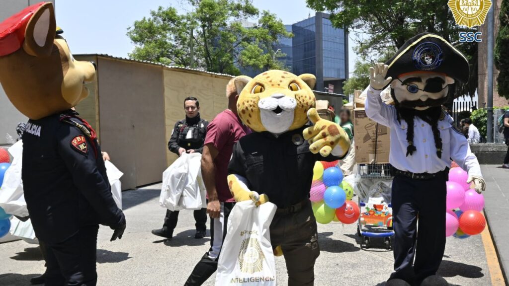Botargas de la SSC llegan al Hospital La Raza para festejar a niñas y niños. Noticias en tiempo real