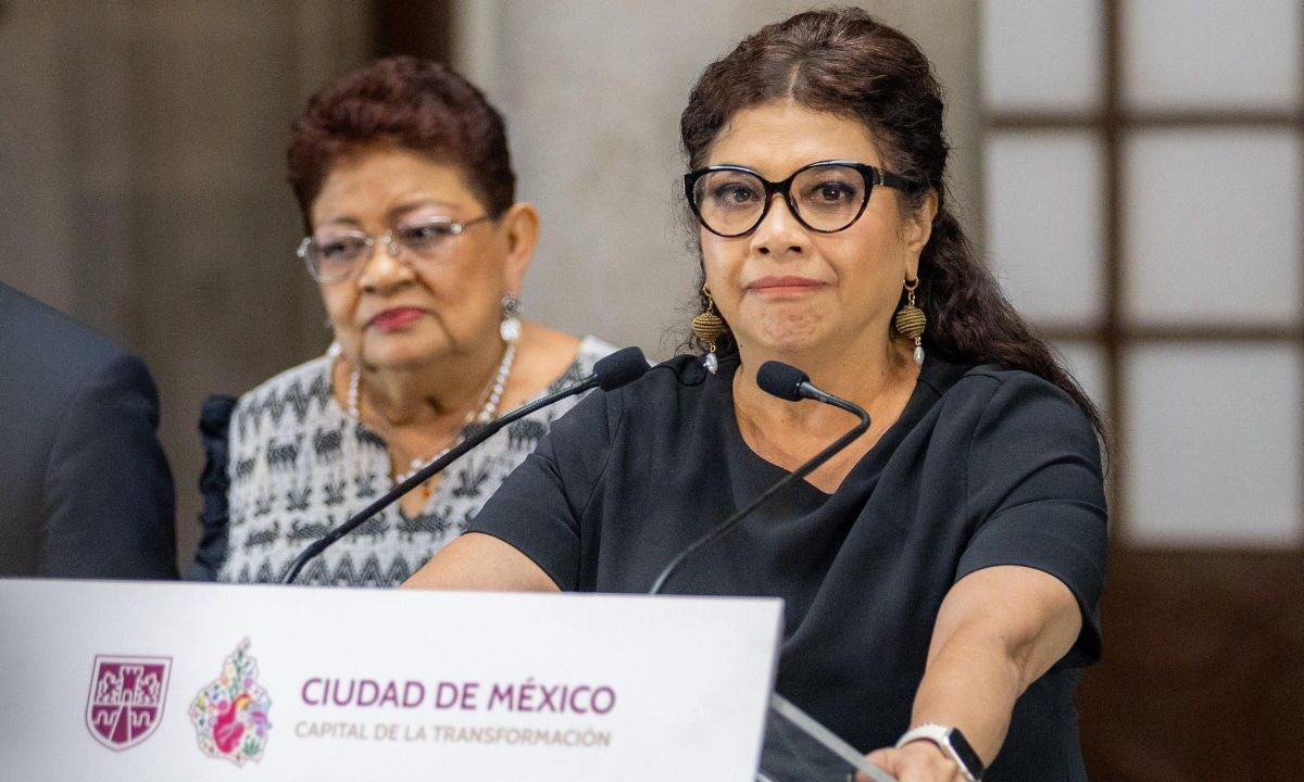 La jefa de Gobierno, Clara Brugada, informó tras el asesinato de su secretaria particular y su asesor, que el Gobierno de la Ciudad de México no cesará en la lucha contra la inseguridad, mientras que el caso será investigado con rigor.