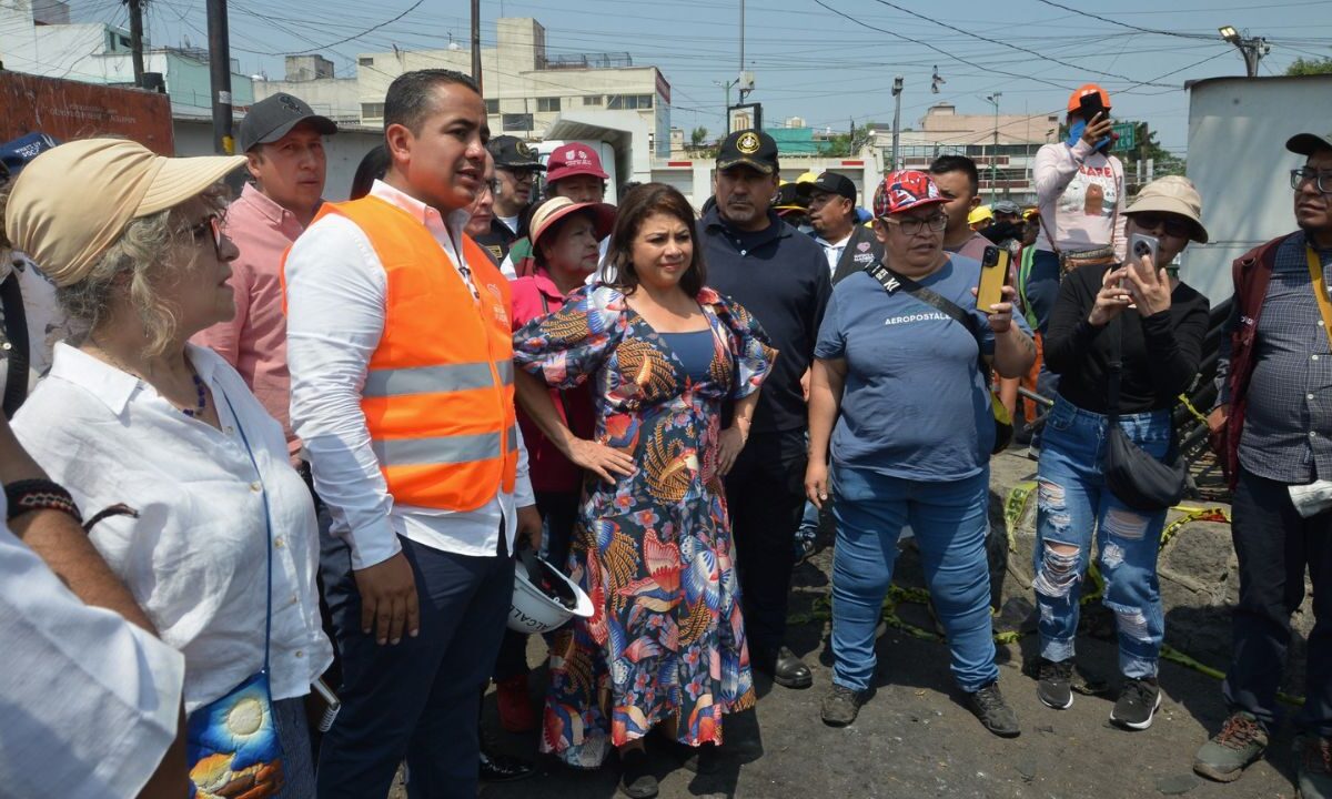 Brugada y Lozano acuden a Lindavista tras incendio