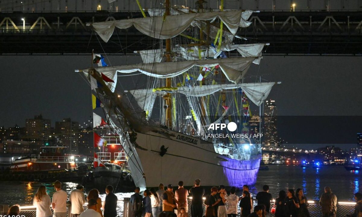 SRE informó que brinda asistencia consular a los cadetes de la Armada de México que resultaron heridos tras la colisión del buque Cuauhtémoc.