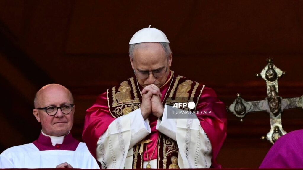 Clara Brugada externó una bienvenida al Papa León XIV, de quien dijo confía en que continúe con el legado del fallecido Papa Francisco I.
