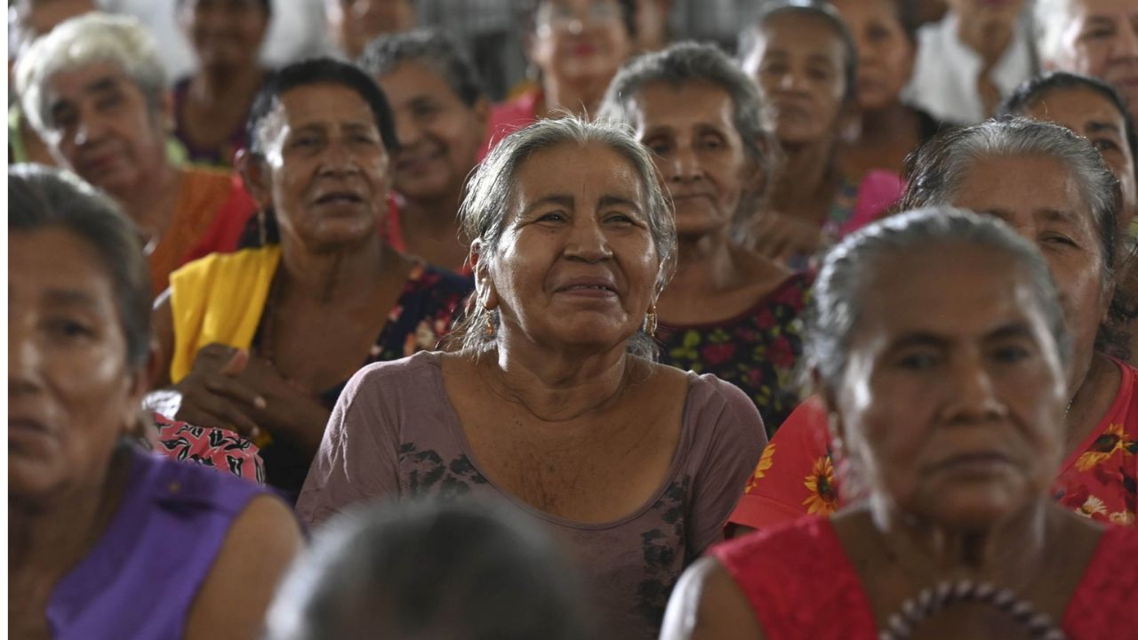 Conoce cuáles son los programas del Bienestar enfocados en mejorar la calidad de vida de las mujeres y madres en nuestro país.
