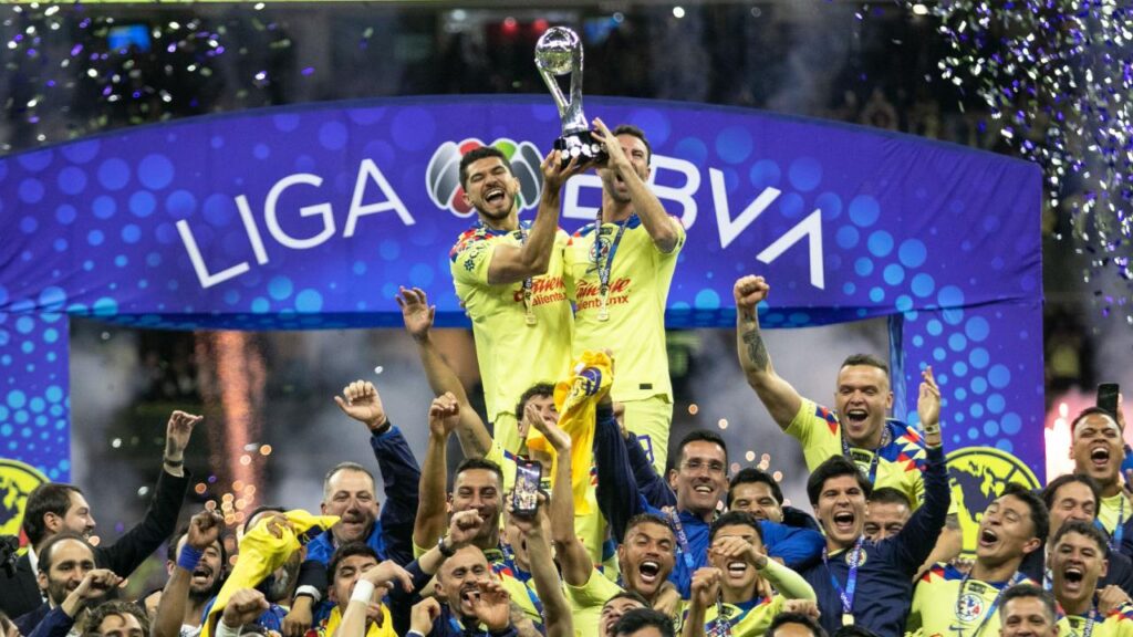 Uno de los recientes campeonatos conseguidos por las Águilas del América.