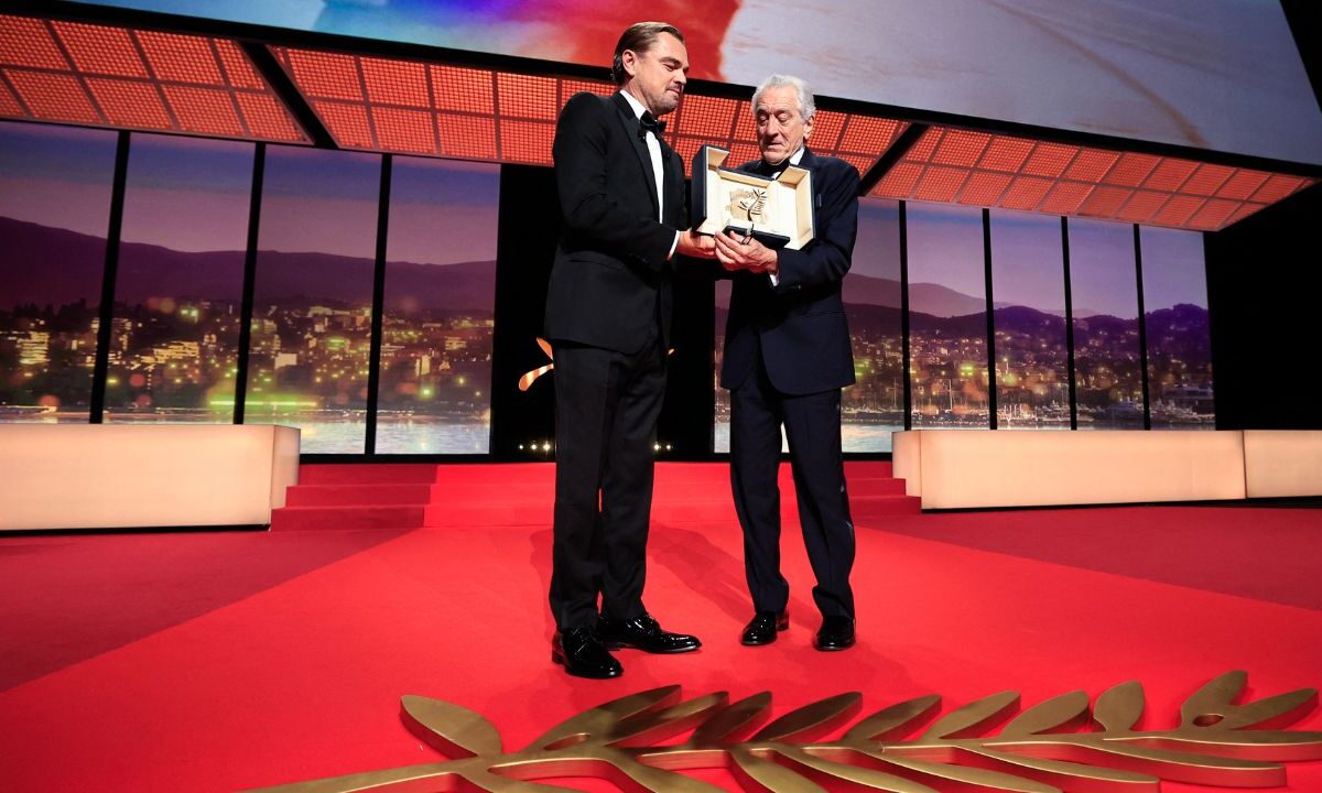 De Niro recibió la Palma de Oro honorífica en la inauguración de Cannes, también se rindió tributo a la fotoperiodista palestina Hassouna.