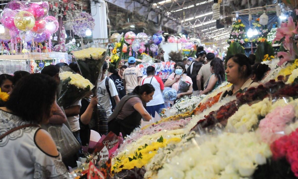 Estiman que las celebraciones en la Ciudad de México con motivo del Día de las Madres generarán una derrama económica de 4 mil 561 millones de pesos.