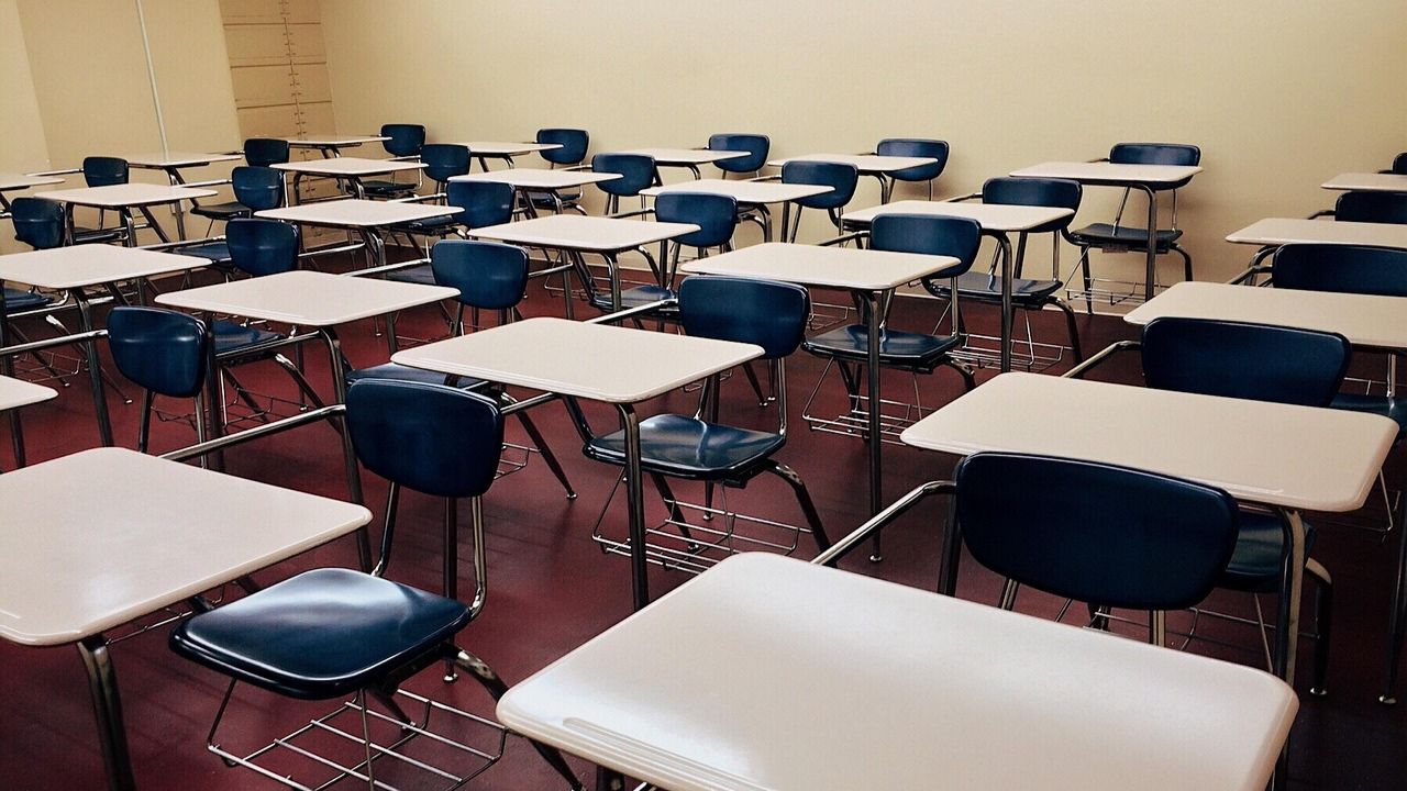 Entérate aquí si el próximo 15 de mayo, Día del Maestro, habrá o no clases de acuerdo con la SEP.