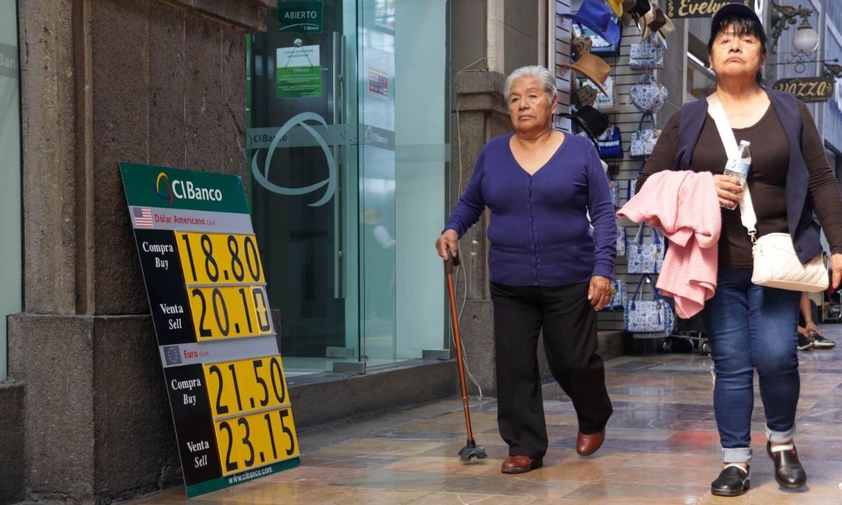 Cientos de familias poblanas viven de los que les envían los familiares desde EU; su máximo histórico, en los últimos 22 años, es de 789.3 millones de dólares.