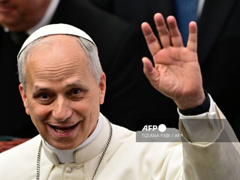 Vaticano publica el retrato oficial del Papa León XIV