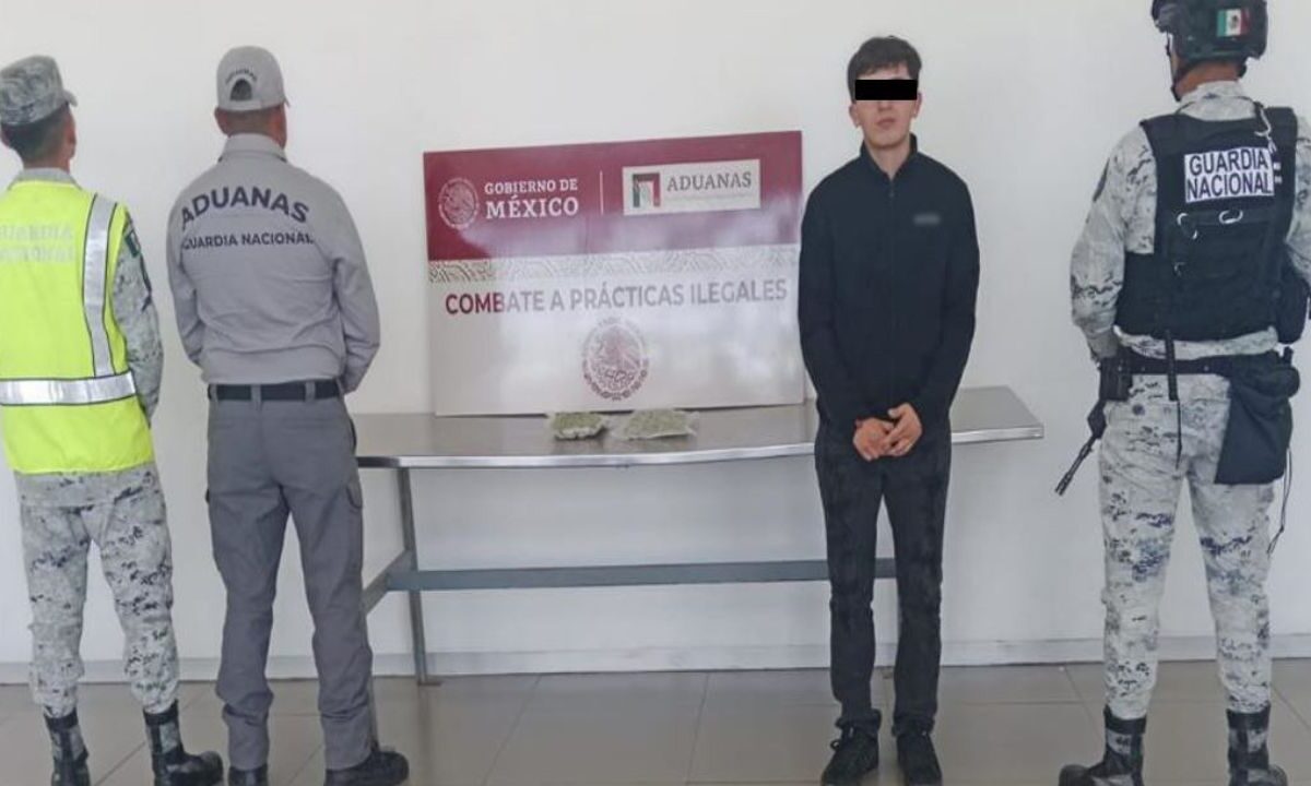 En Baja California caen 3 estadounidenses con drogas y armas
