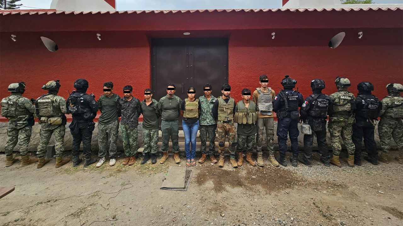 fuerzas federales enfrentaron y detuvieron a miembros de una célula del CJNG