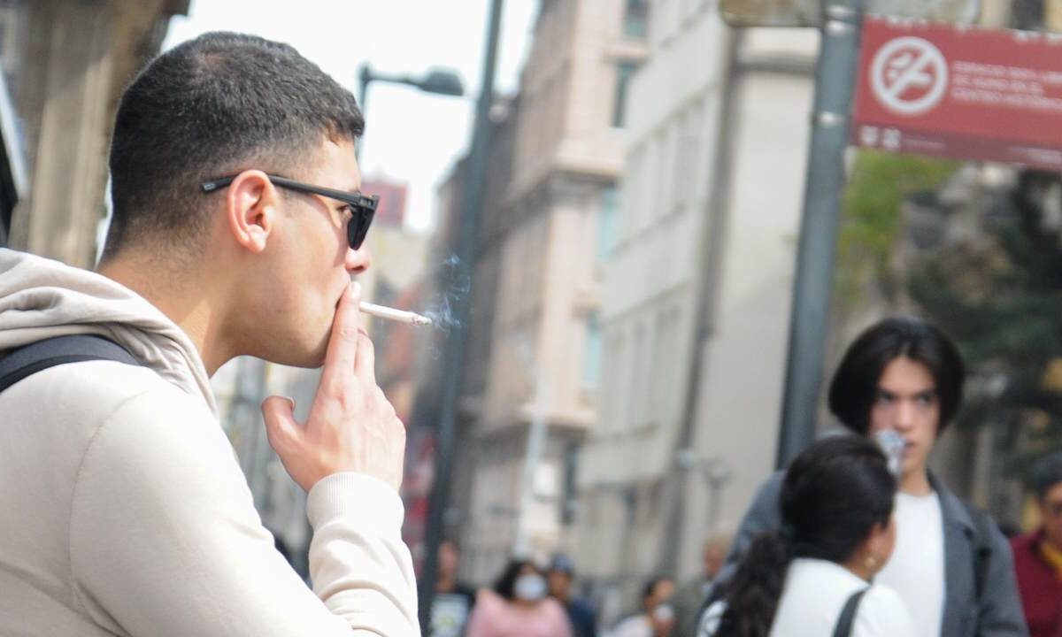 En estos lugares públicos queda estrictamente prohibido fumar.
