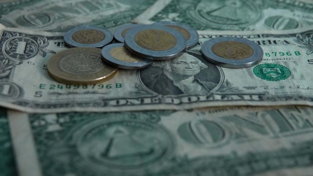 La encuesta de Citi México mejora nivel del peso mexicano este año.