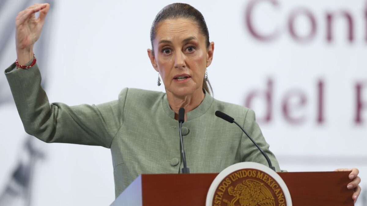 La Presidenta señaló la contradicción en que se haya negociado con el líder del Cártel de Sinaloa y a la par, acusaran de terrorismo.