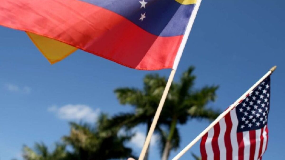 EU pide a sus ciudadanos salir de Venezuela y evitar visitarlo