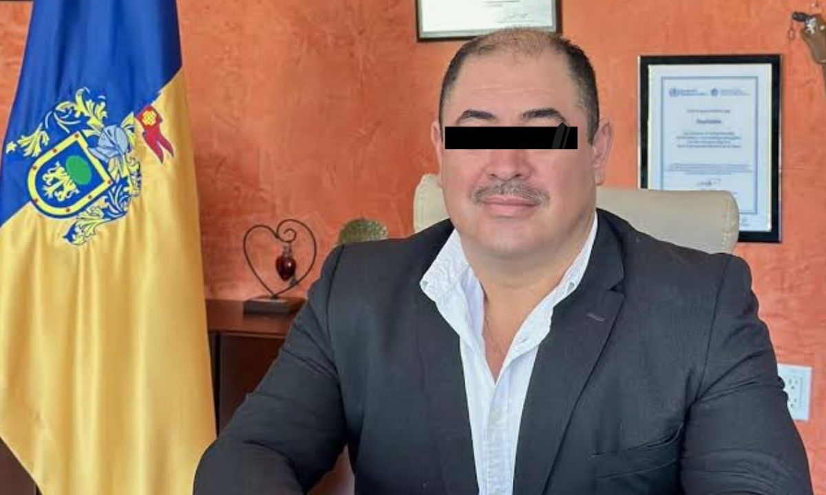 Jose Ascension Murguia Santiago, alcalde de Teuchitlán, Jalisco, fue detenido por la Fiscalía General de la República (FGR).