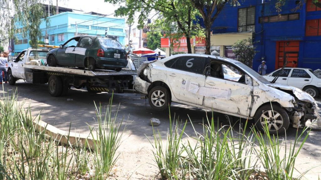 Fiscalía CDMX concreta entrega de 2 mil vehículos abandonados. Noticias en tiempo real