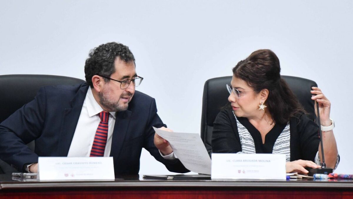 El secretario de gobierno, César Cravioto, expresó que el gabinete capitalino continuará respaldando el proyecto de Brugada pese a asesinato.