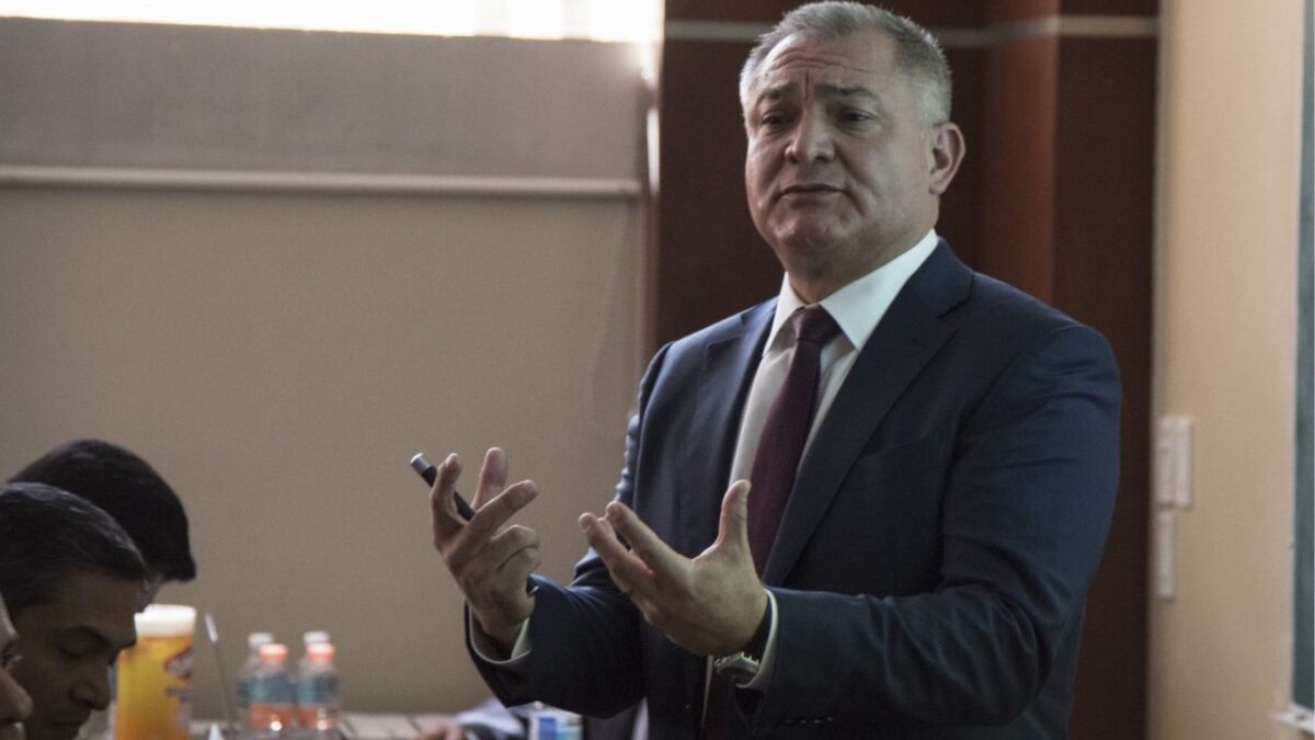 La Unidad de Inteligencia Financiera (UIF) busca lograr acuerdo con socios de Genaro García Luna para evitar el juicio y recuperar 600 mdd.
