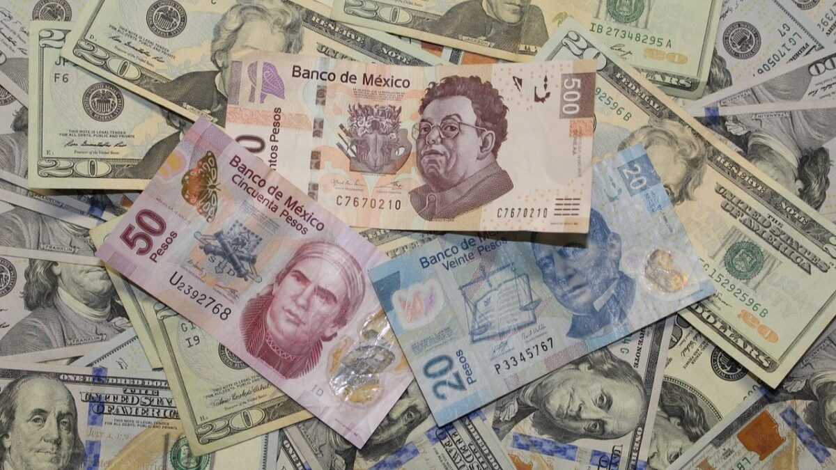 Secretaría de Hacienda refinancia 154 mil millones de pesos.