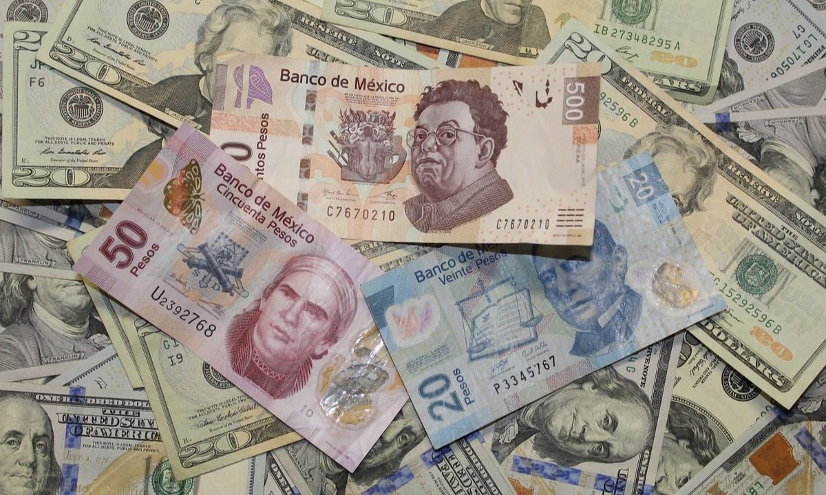 Secretaría de Hacienda refinancia 154 mil millones de pesos.