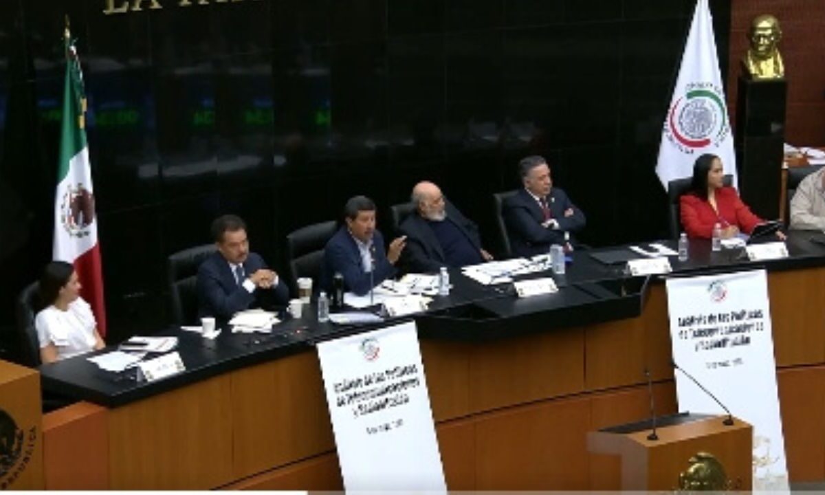 Arrancaron los conversatorios sobre la Ley Telecom, luego de que se detuvo ante las críticas de que es un proyecto para "censurar".