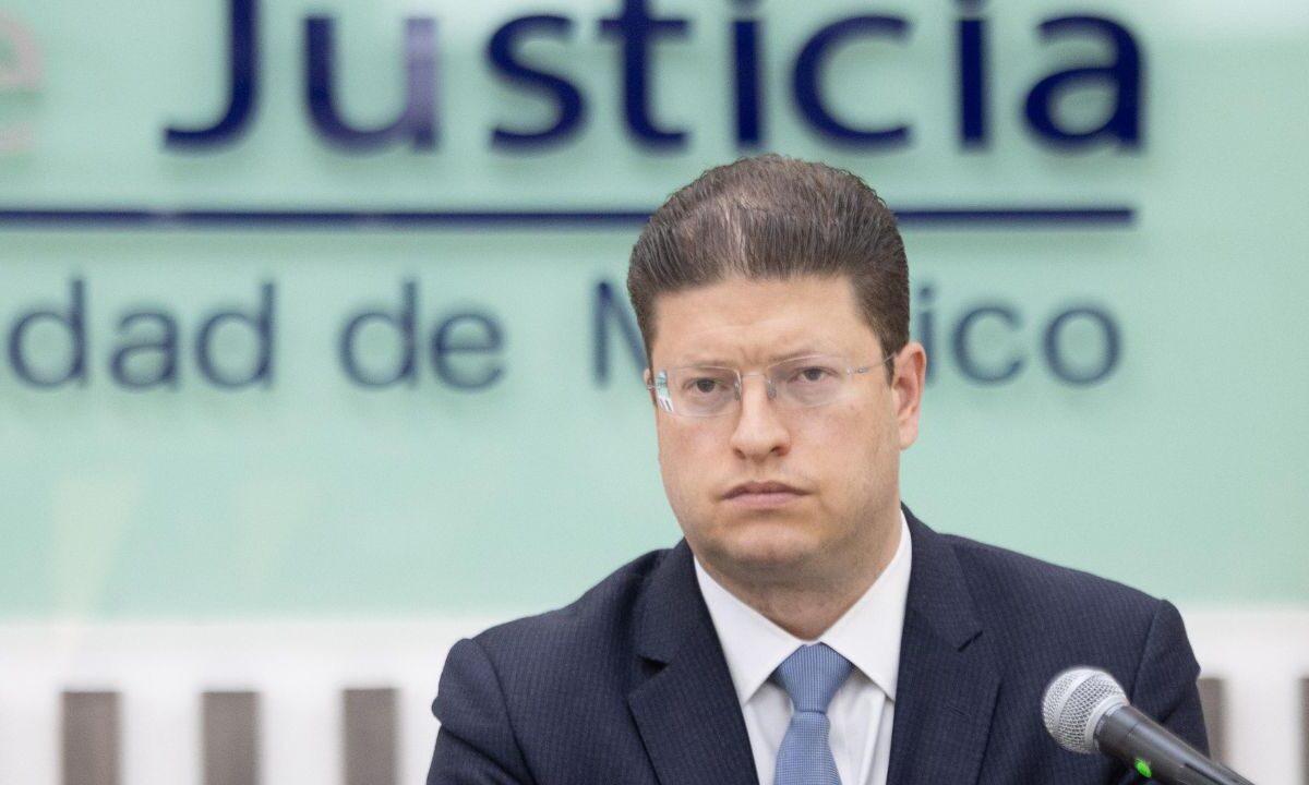 La Fiscalía de la CDMX y la SSC informó que cuatro personas participaron en el homicidio de colaboradores de Clara Brugada.