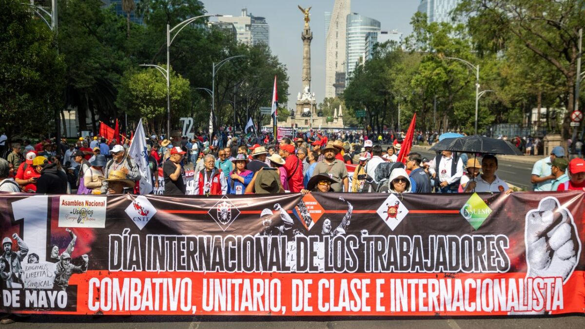 En el marco del Día del Trabajo, la Presidenta tuvo una reunión con los líderes sindicales donde los trabajadores pedían mejores condiciones.