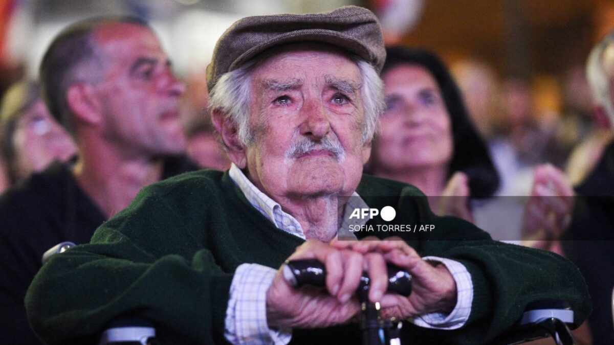 José Mujica se encuentra en cuidados paliativos en la fase terminal del cáncer que padece.