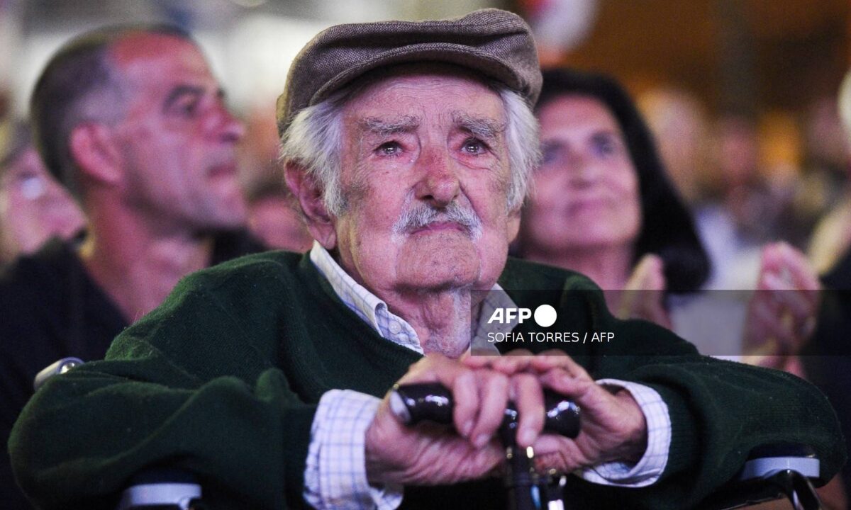 José Mujica se encuentra en cuidados paliativos en la fase terminal del cáncer que padece.