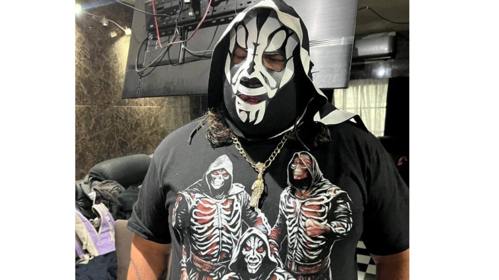 L.A. Park se encuentra en el "ojo del huracán", luego de golpear a un aficionado durante una función de lucha libre.
