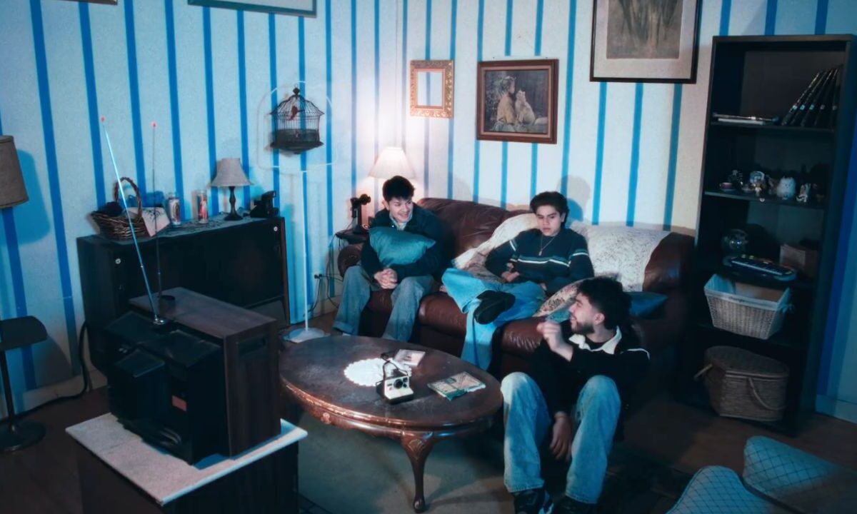 En esta nueva era Los Aptos ha lanzado tres temas "Tal vez", "WOW" y "La Nena" que formarán del LP que será lanzado este 30 de mayo vía Warner Music. Además nos adelantan algunas de las colaboraciones que tendrán.