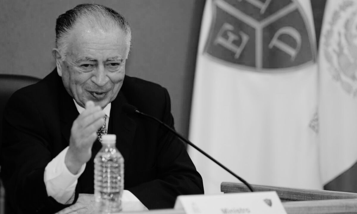 El ministro en retiro, y expresidente de la SCJN, Mariano Azuela Güitrón falleció este viernes a los 89 años.